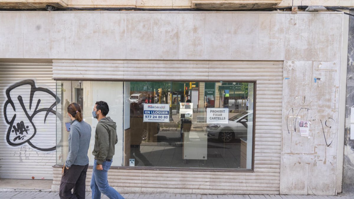 Imatge d'arxiu d'un local en lloguer a la Rambla Nova.