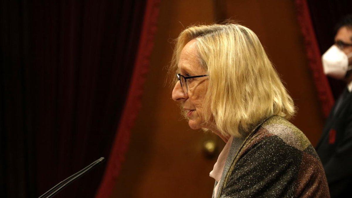 La diputada por el PSC, Assumpta Escarp.