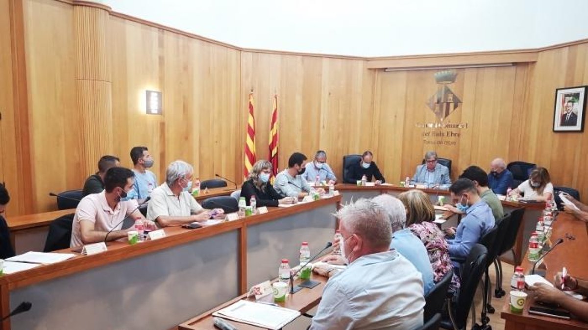 Imagen del pleno del Consell Comarcal del Baix Ebre.
