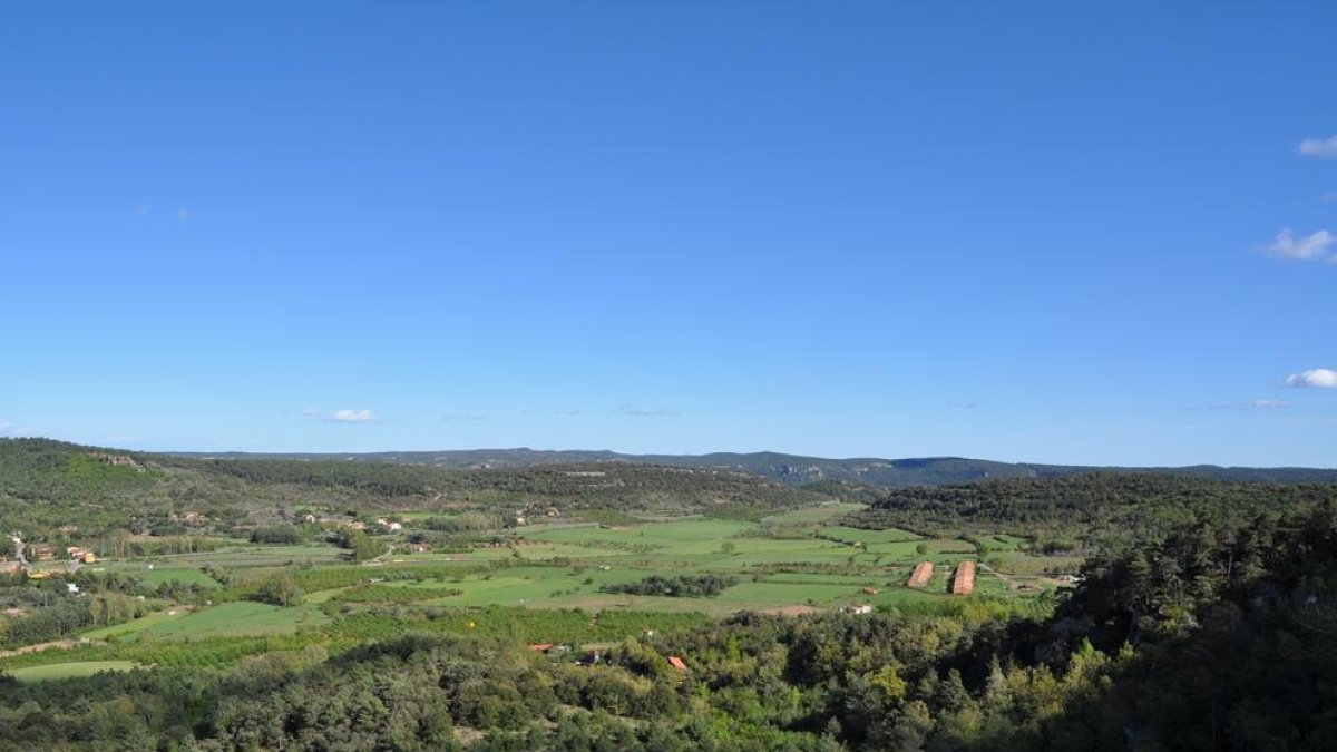 Imatge de l'entorn del municipi de Prades, al baix Camp.