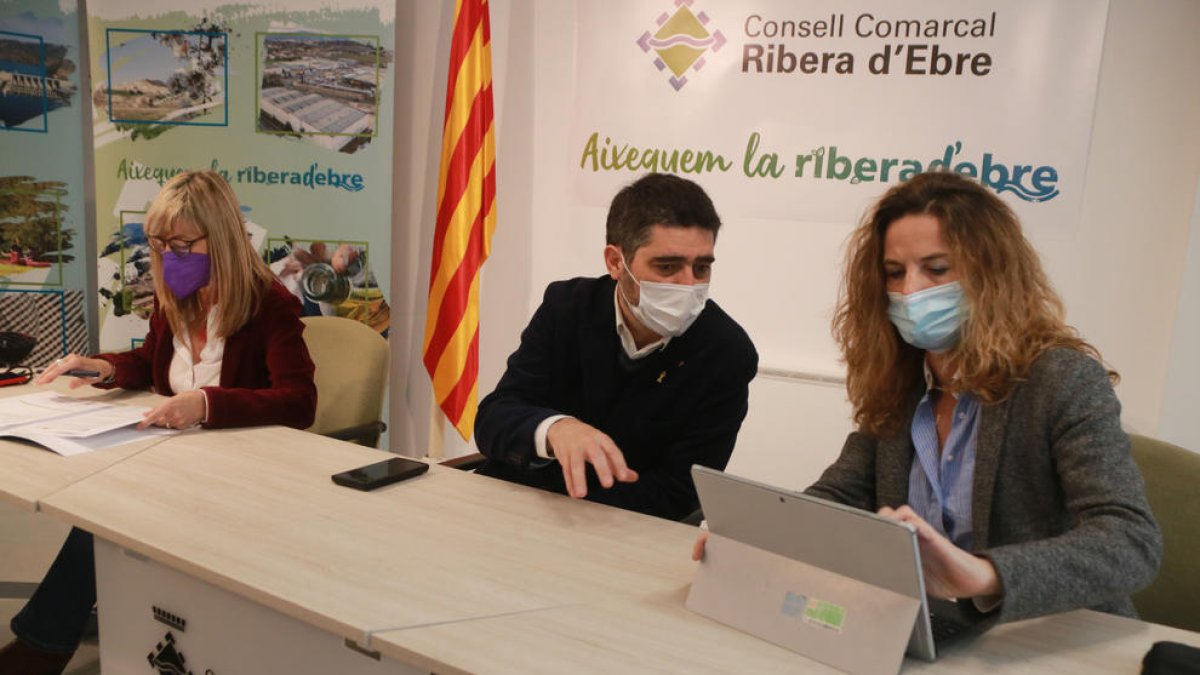 El vicepresidente del Govern, Jordi Puigneró, ha participado en la reunión donde se han tratado las novedades sobre el proyecto Catalunya Rural Hub.