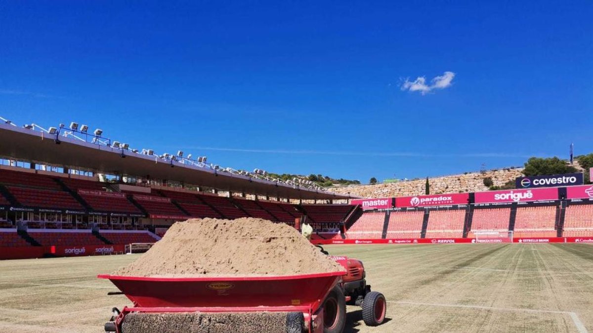 Las máquinas empezaron a trabajar la semana pasada.