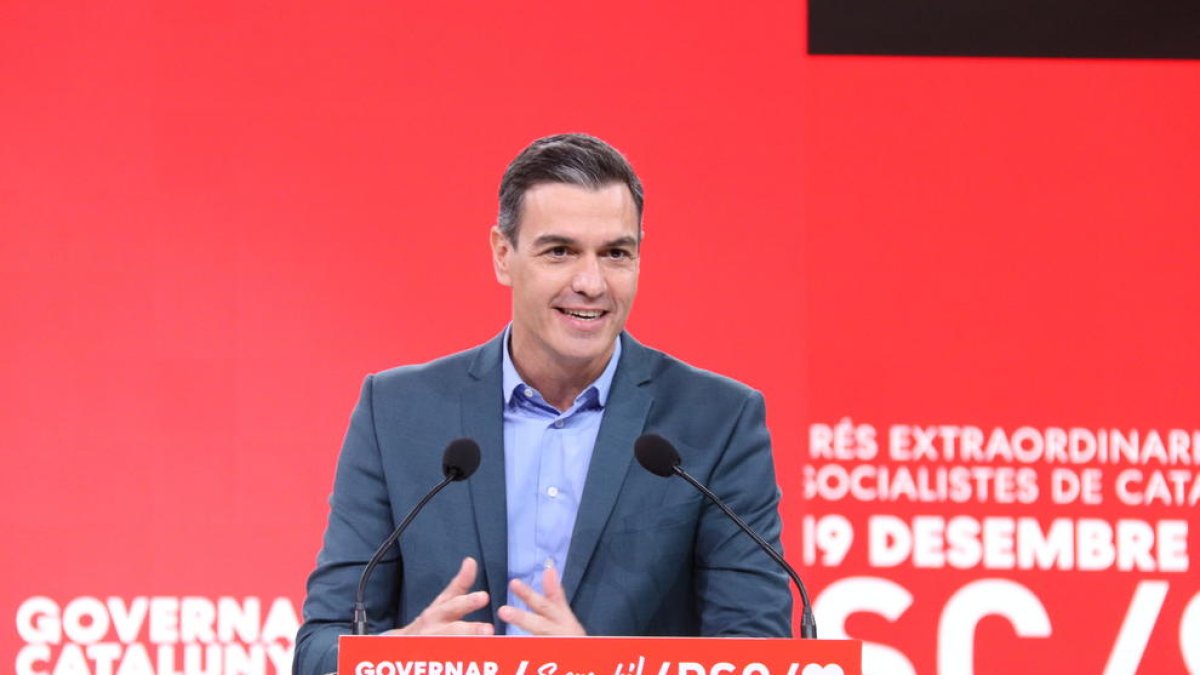 El president del govern espanyol i líder del PSOE, Pedro Sánchez, en la cloenda del congrés extraordinari el 19 de desembre.
