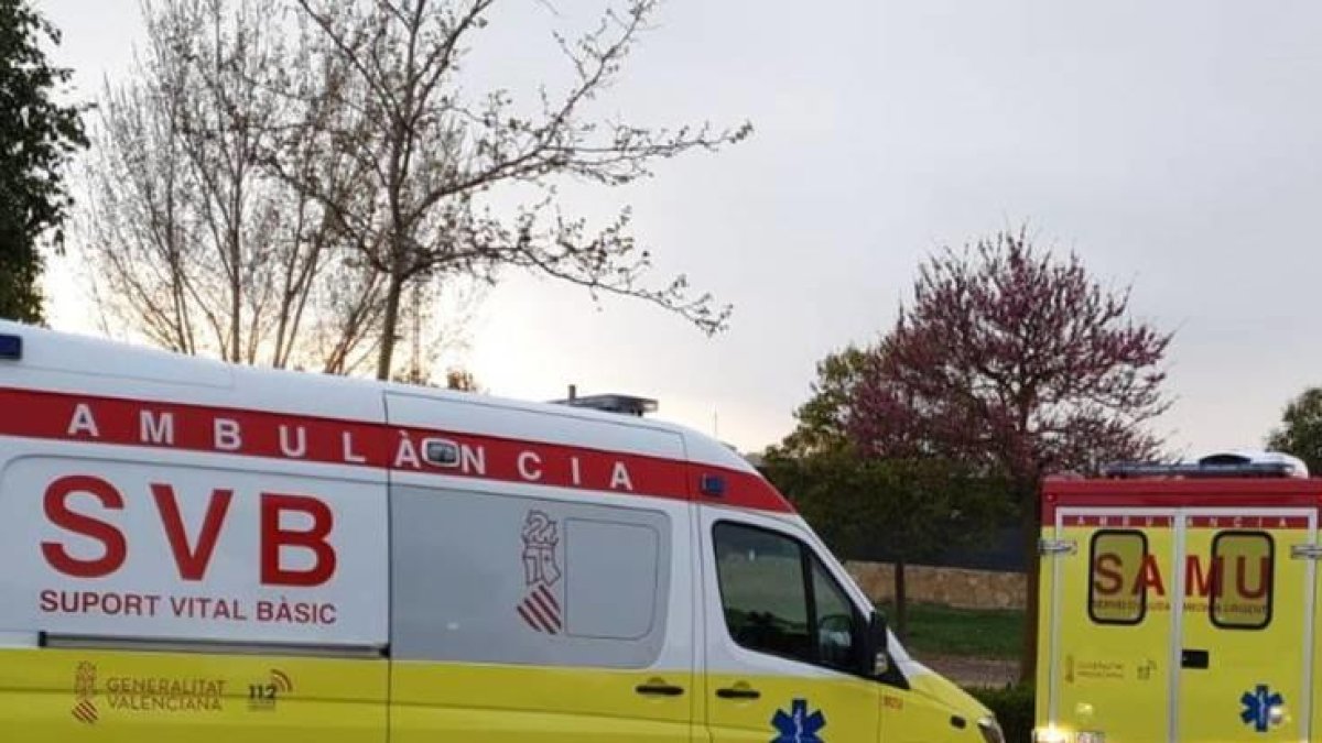 Imagen de una ambulancia de la Comunidad Valenciana.