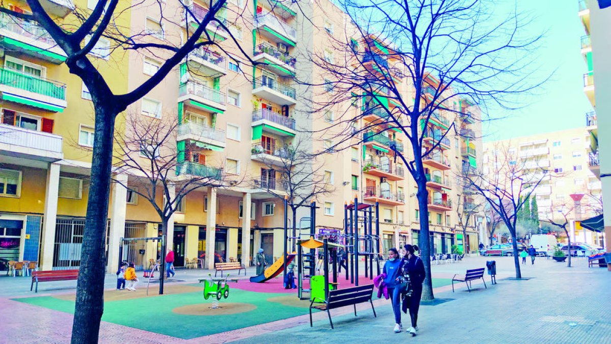 Imagen de la calle Sardana, una de las circunscripciones más afectadas por los robos, ayer.