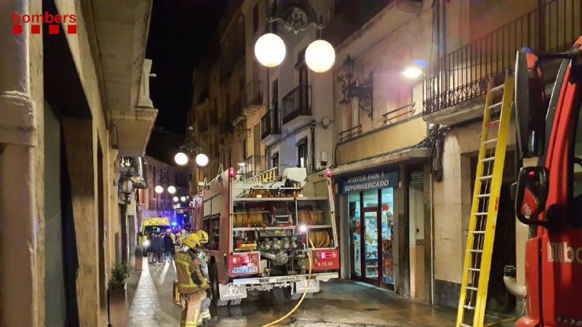 Los Bombers recibieron el aviso pasadas las ocho de la tarde.