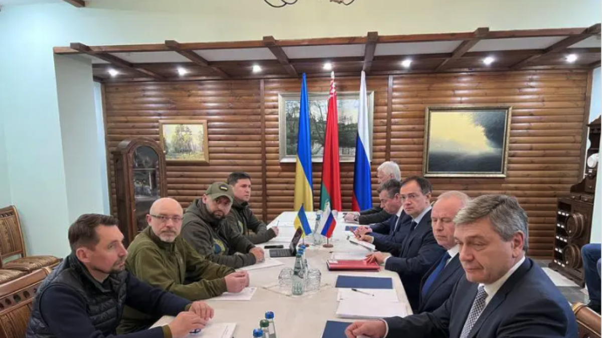 Tercera trobada de la taula de negociacions entre Rússia i Ucraïna.