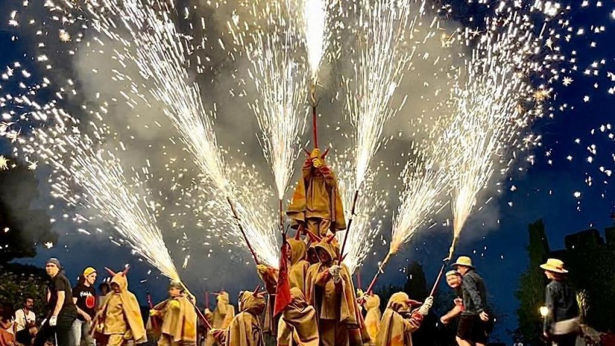 Imatge d'un correfoc dels Diables d'Altafulla.