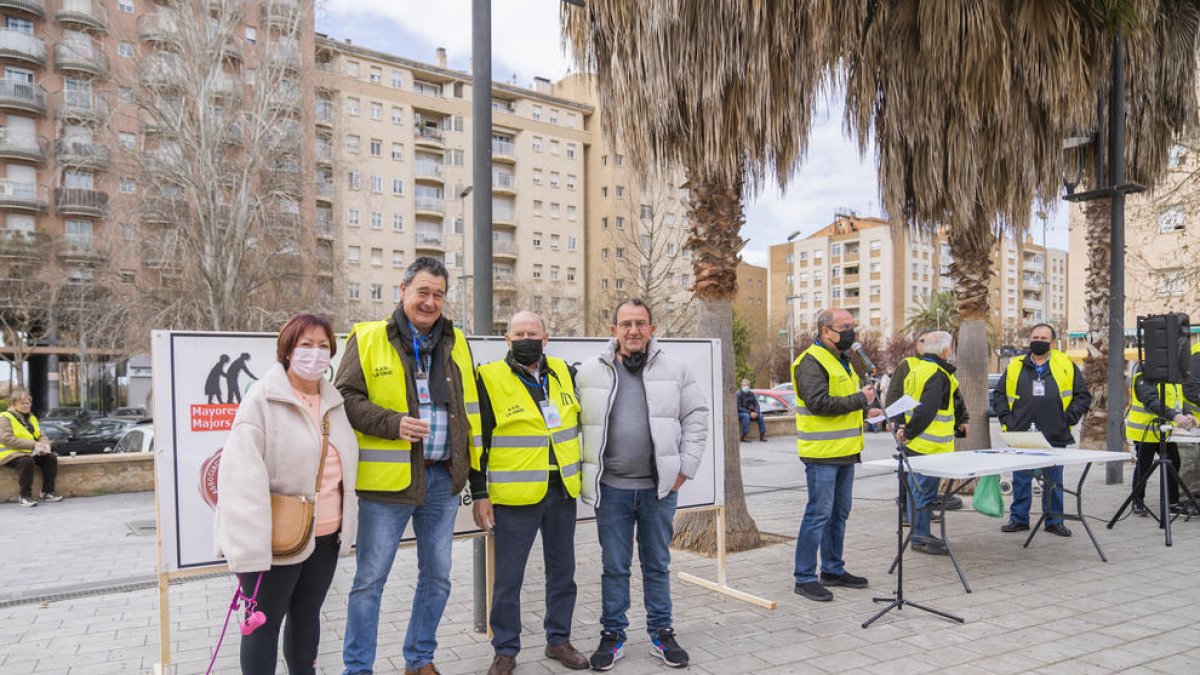 Imatge d'arxiu d'una concentració de Mayores Seguros a la plaça de Cuba.