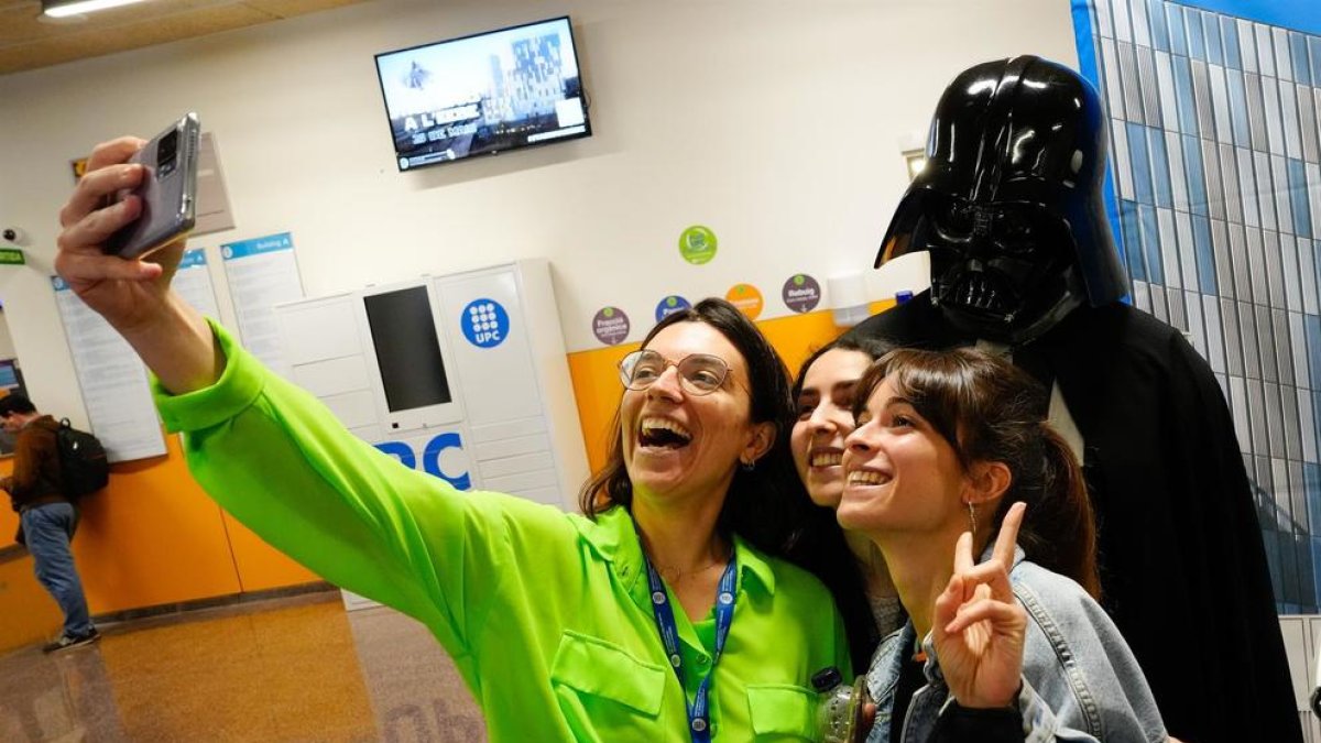 Darth Vader ha sido uno de los reclamos de unas jornadas científicas en la UPC.