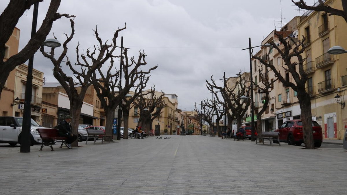 El Portal Nou de Valls, sin las paradas del mercado de la fruta y la verdura.