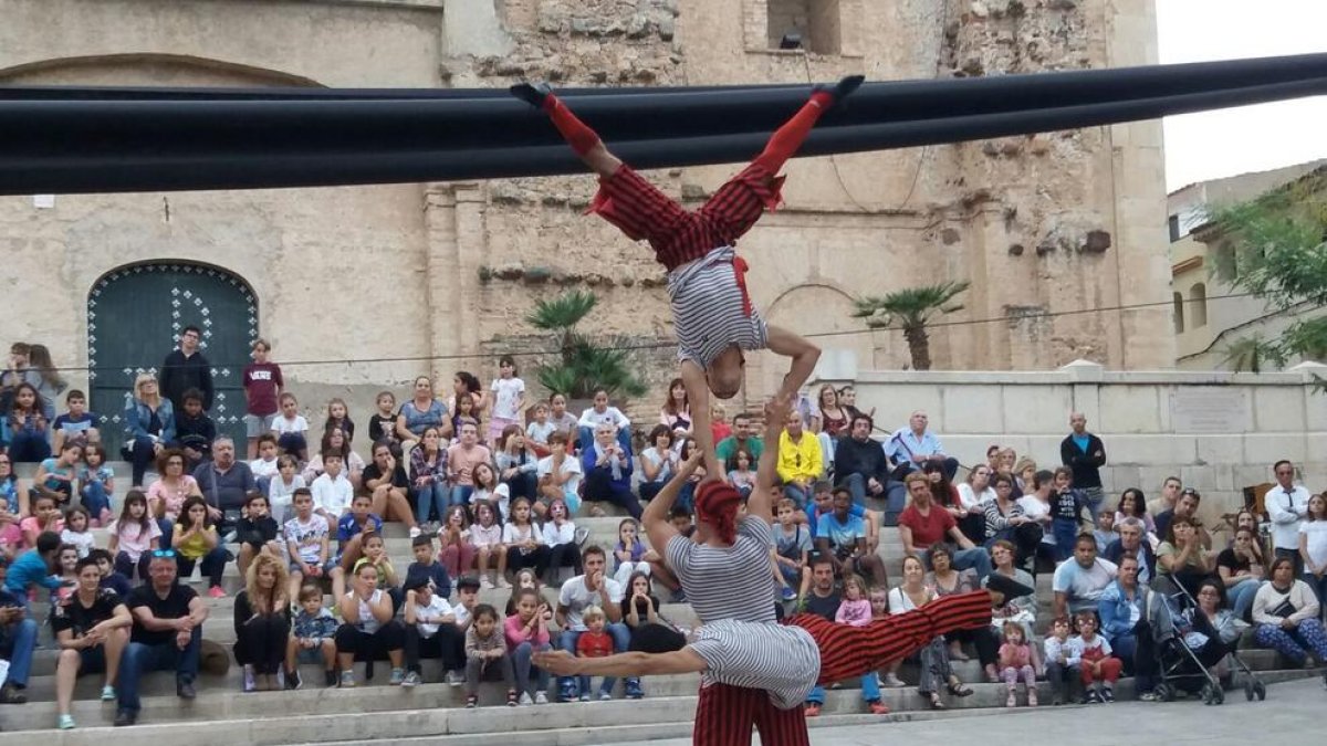 Un espectacle d'acrobàcies posarà el punt final a la festa.