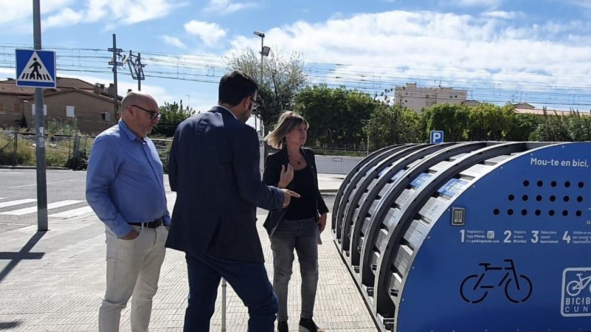 Noemí Llauradó en la seva visita a Cunit, ahir.