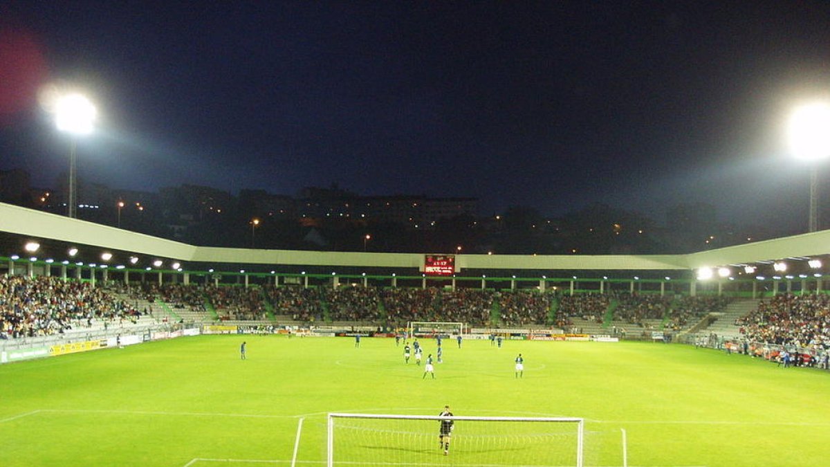 Estadi d'A la Mata.