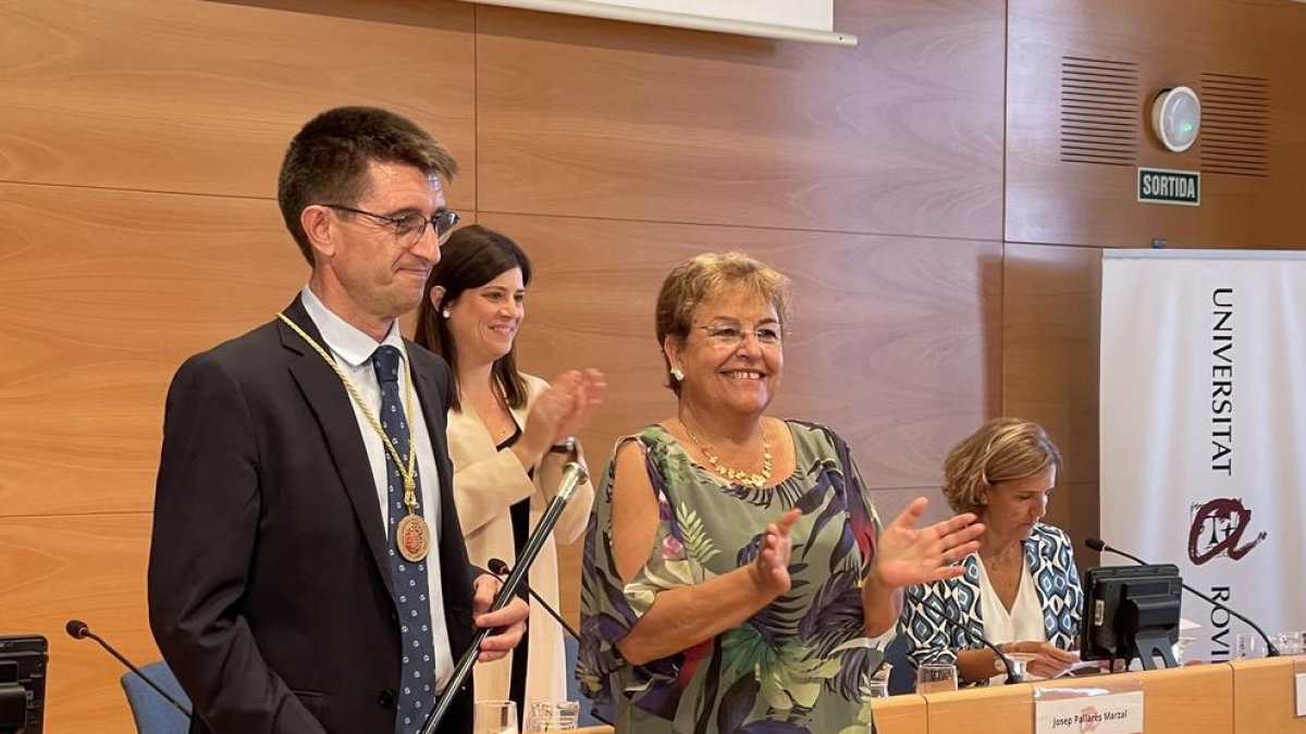 Pallarès amb la medalla i el