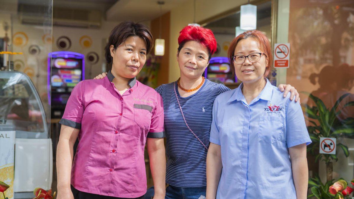 Xiao Xia Zou, Hong Ying Liu y Xue Lin Wang, ayer por la mañana.