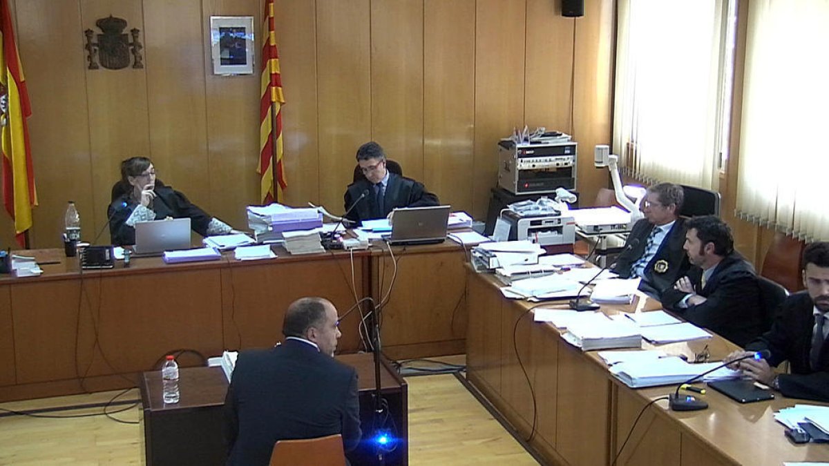 Pedro Figueiredo declarant al judici que es va celebrar l'any 2016.