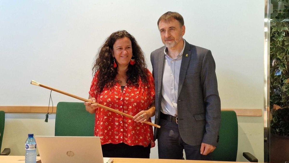 Virginia Moreno amb el fins ara alcalde Josep Carreras.