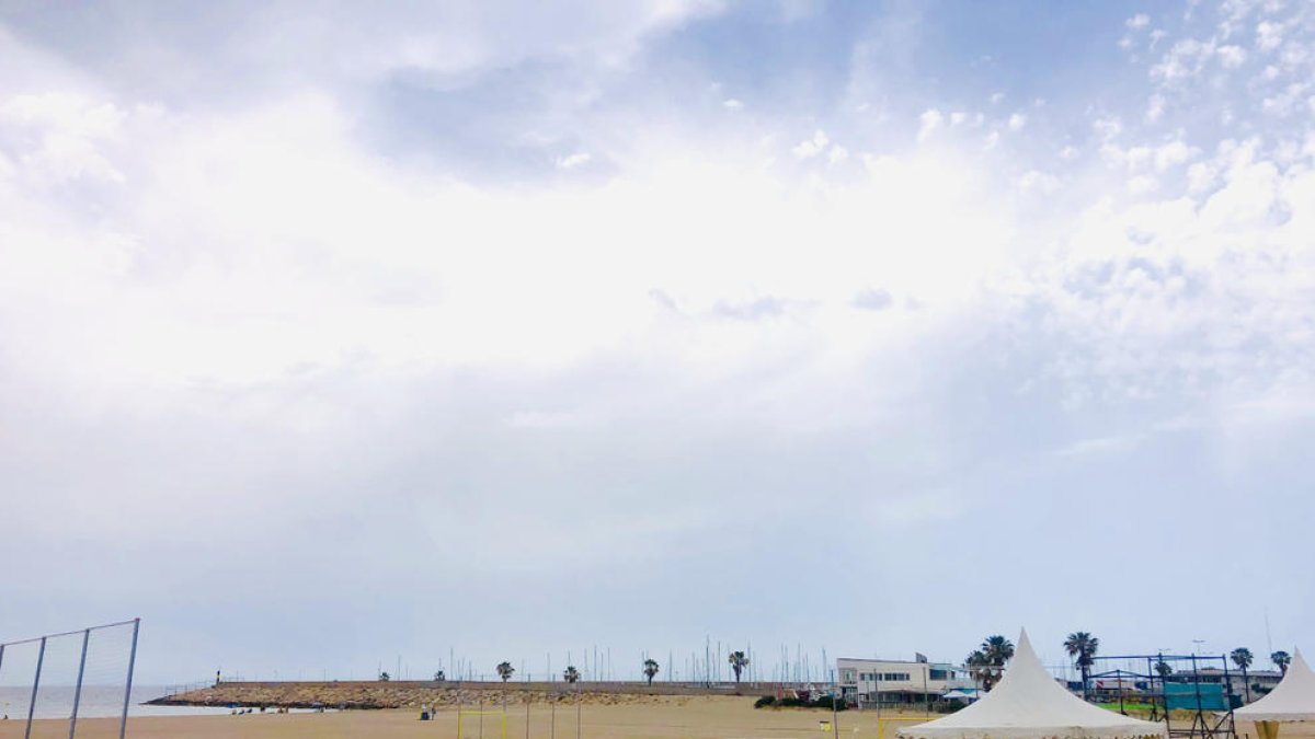 Las pistas instaladas en la playa de la Paella.