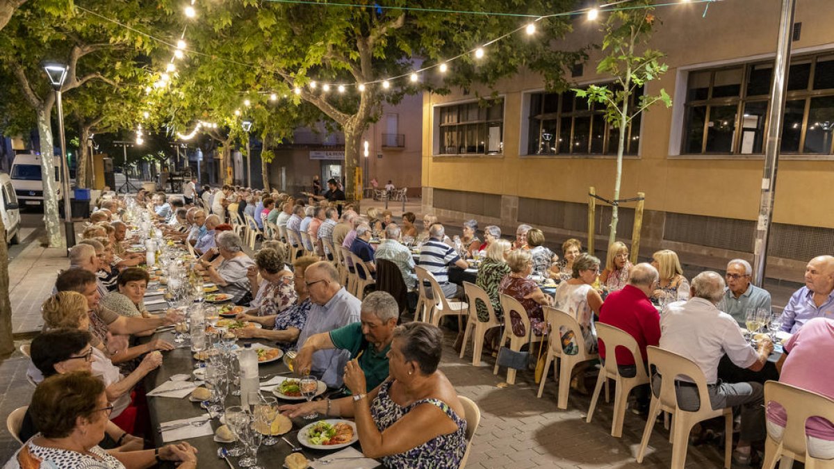 El sopar es va fer a la Rambla Joan Maragall.