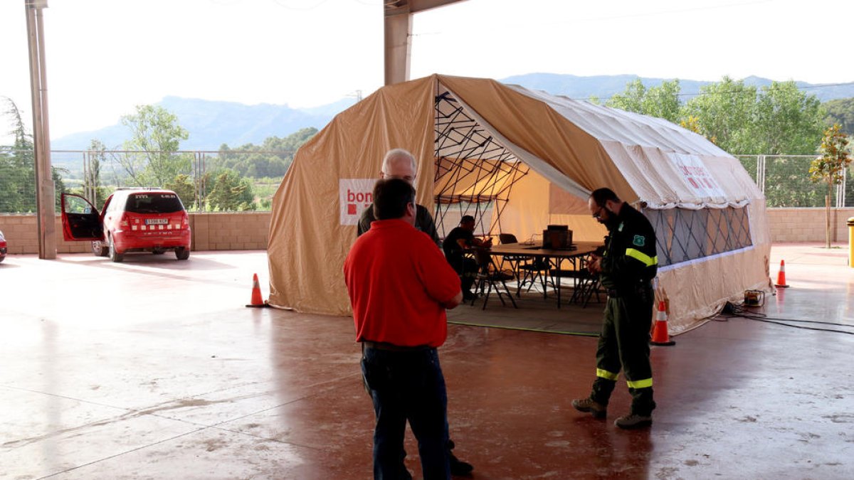 Imatge del Centre de Comandament Avançat per l'incendi de Corbera d'Ebre.