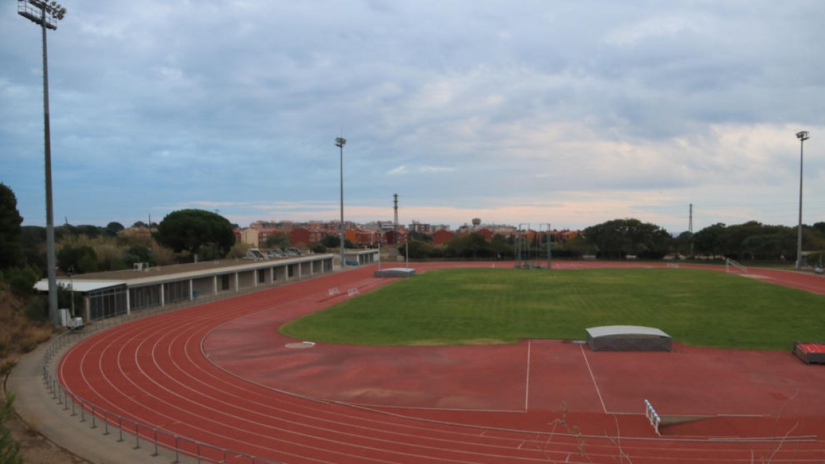 Imatge de la pista d'atletisme de Cambrils.