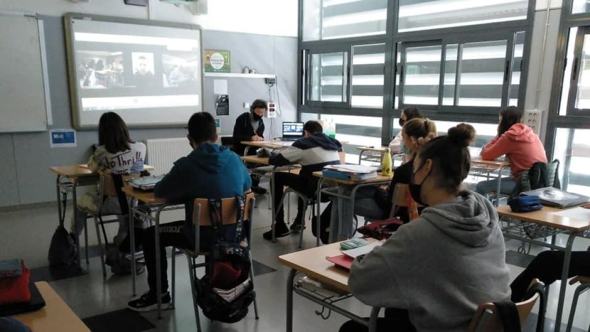 Imatge d'arxiu d'una classe de l'Institut de TEcnoficació d'Amposta.