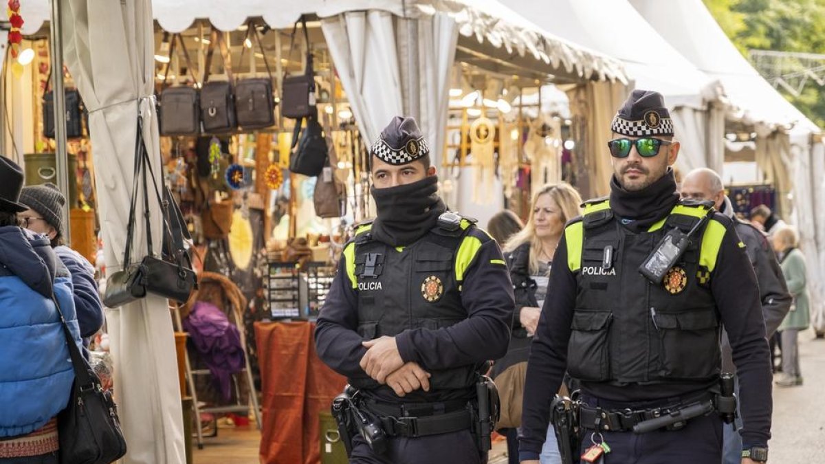 Imatge d'arxiu de la Guàrdia Urbana de Tarragona durant la passada campanya de Nadal.