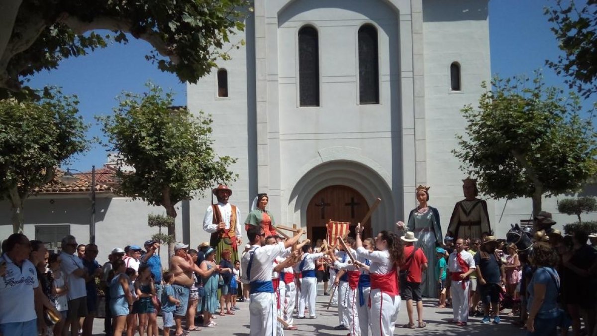 El Seguici Festiu tornarà a ballar davant de l'Església.