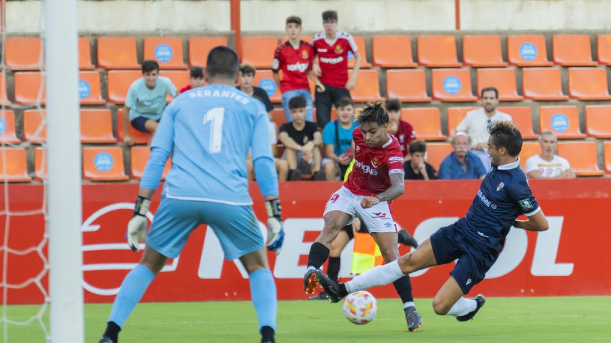 Marc Álvarez durant el partit del passat diumenge.