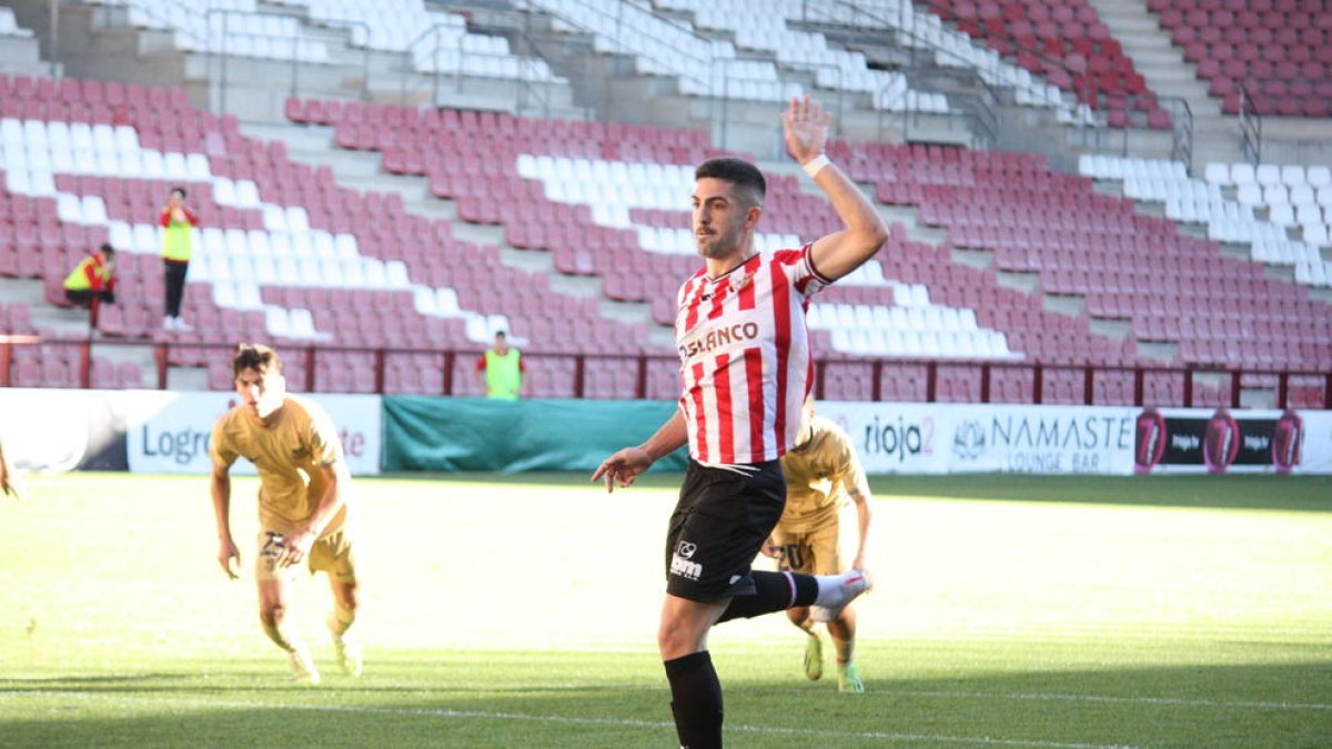 Iker Unzueta és l'home gol de l'SD Logroñés amb cinc gols, els dos últims els va fer el darrer partit.