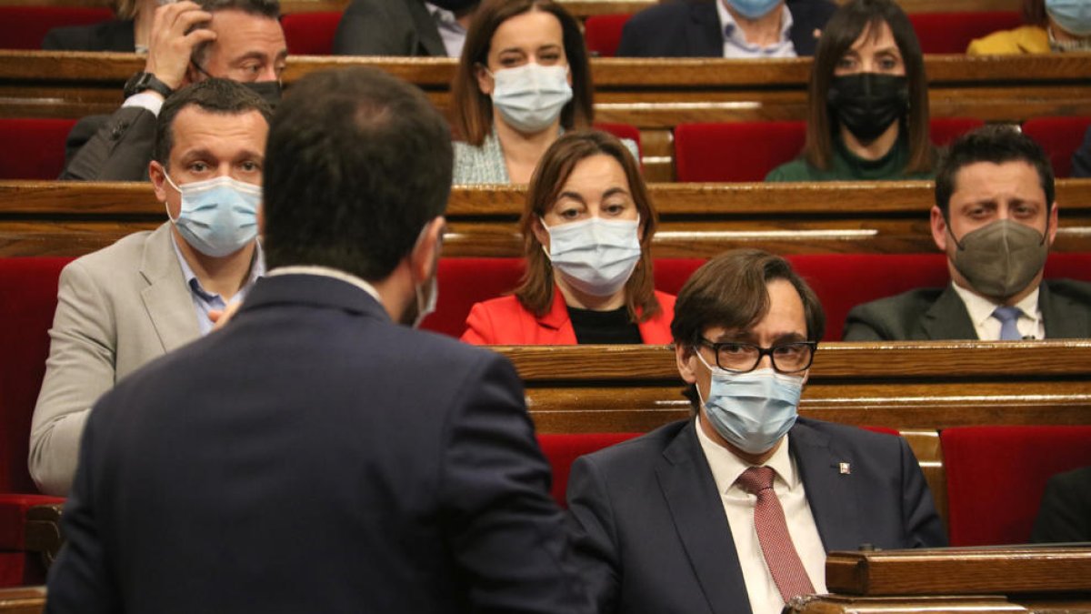 El president de la Generalitat, Pere Aragonès, respon a Salvador Illa al Parlament.