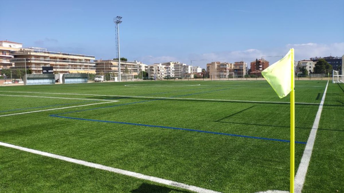 Imatge de l'estadi de futbol de Salou.
