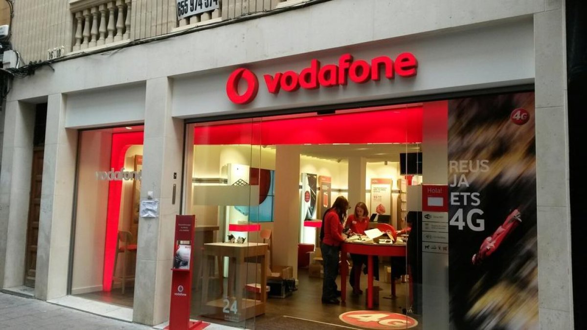 Imagen de una tienda de Vodafone.