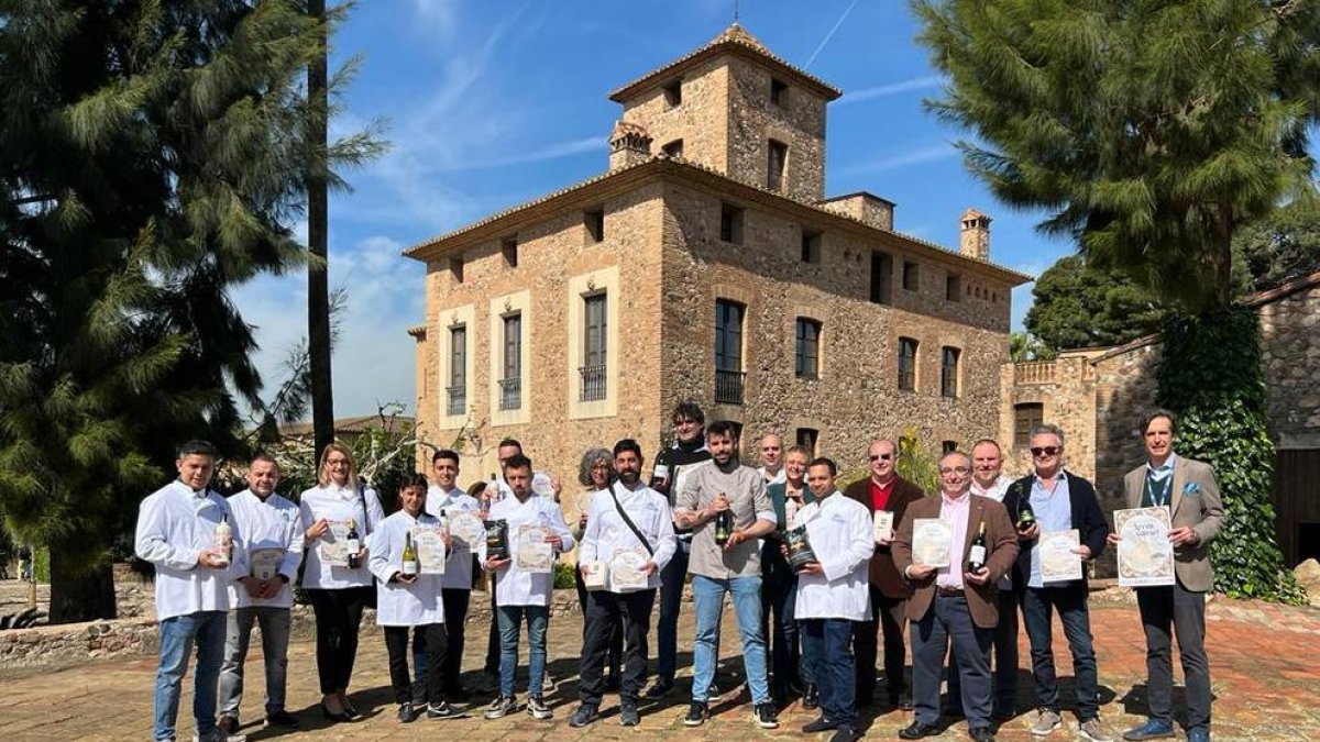 Foto de família de la presentació Jornades de l'Arròs Ganxet.