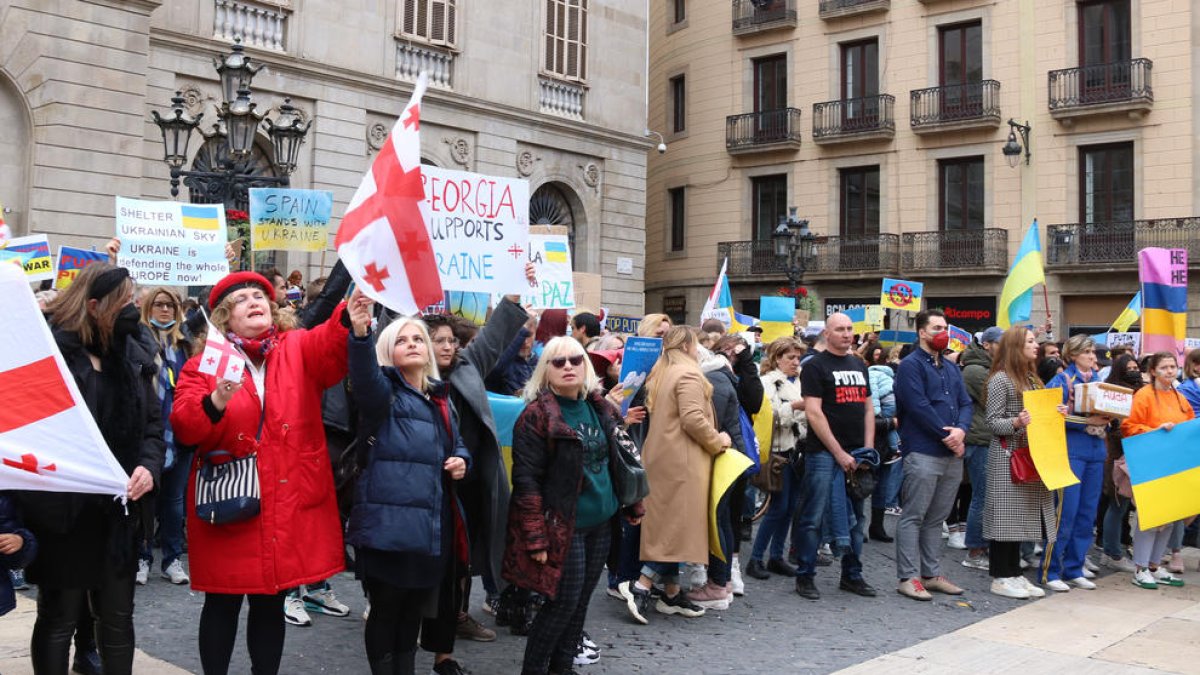 La Protesta.