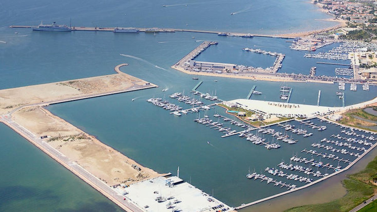 Imagen aérea del puerto de la Ràpita.