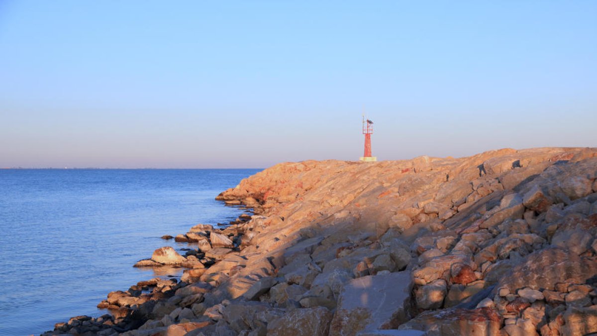 Ports de la Generalitat prollongarà el dic de recer del port de les Cases d'Alcanar.