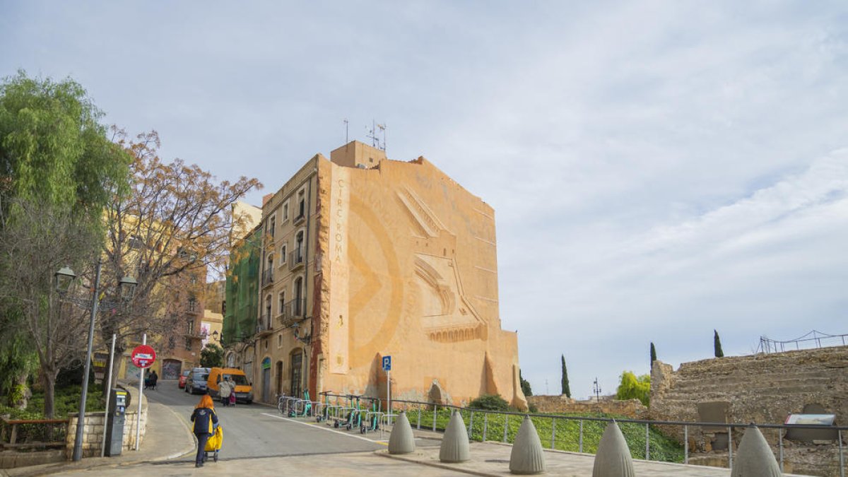 El consistori vol oferir una perspectiva més àmplia del monument.