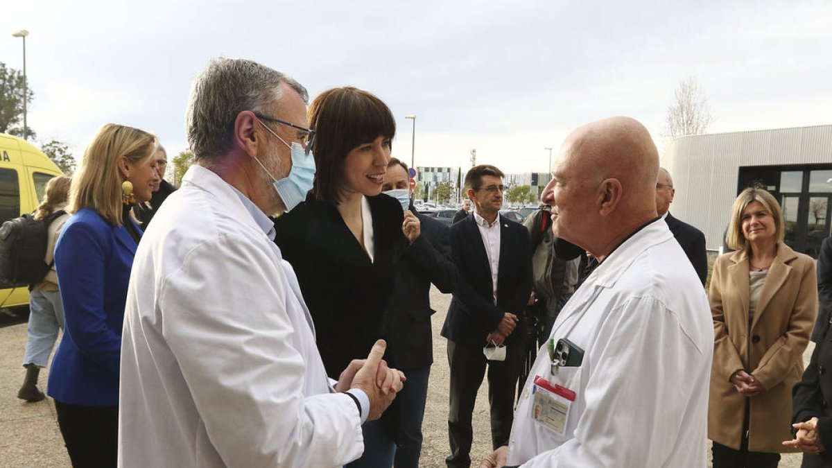 Imatge de Diana Morant, ministra de Ciència i Innovación, en la visita a l'Hospital Sant Joan de Reus.