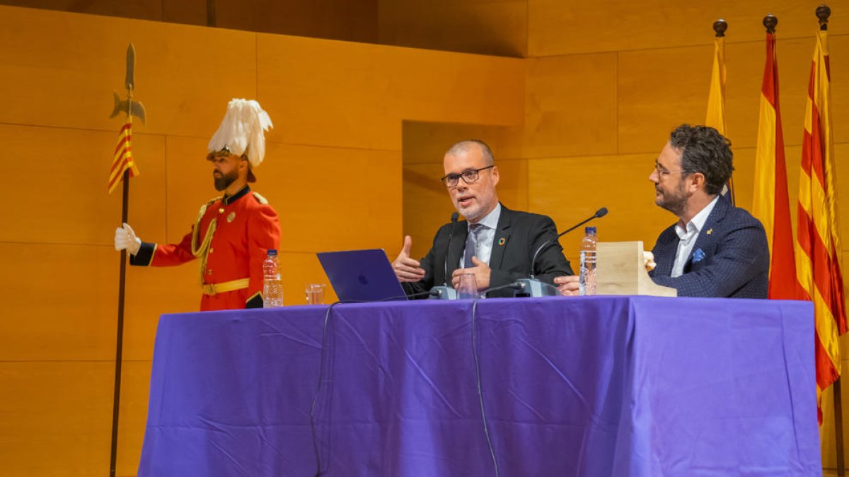 Josep Maria Cruset en el pregón de la Fiesta Mayor de Vila-seca.