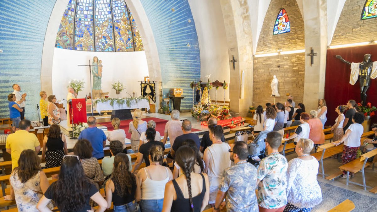 Imatge d'arxiu de la celebració d'una missa al Santuari de Llorito, que serà restaurat.