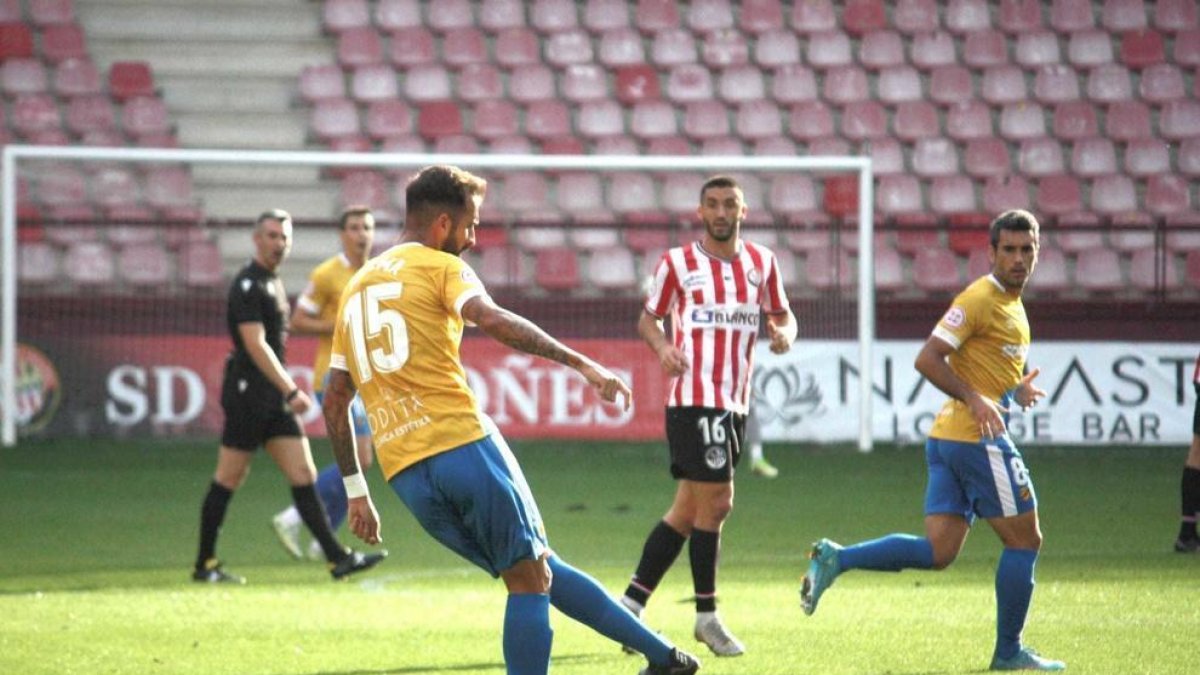 Josema va marcar el gol de la victòria en el partit de la primera volta.