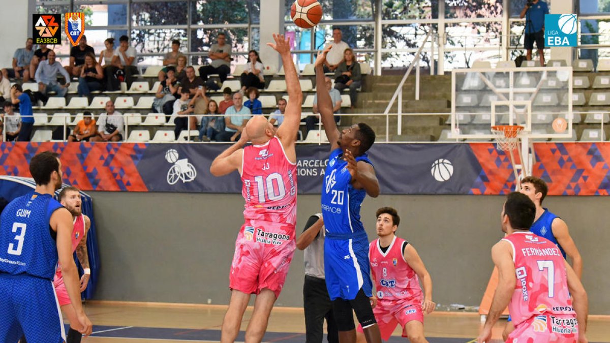 El Santfeliuenc va vèncer el CBT en el primer duel per 87-66.