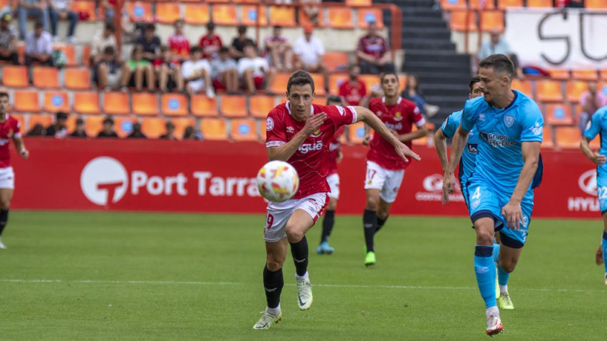 Guillermo va marcar l'únic gol de la victòria contra el Numancia al Nou Estadi Costa Daurada.