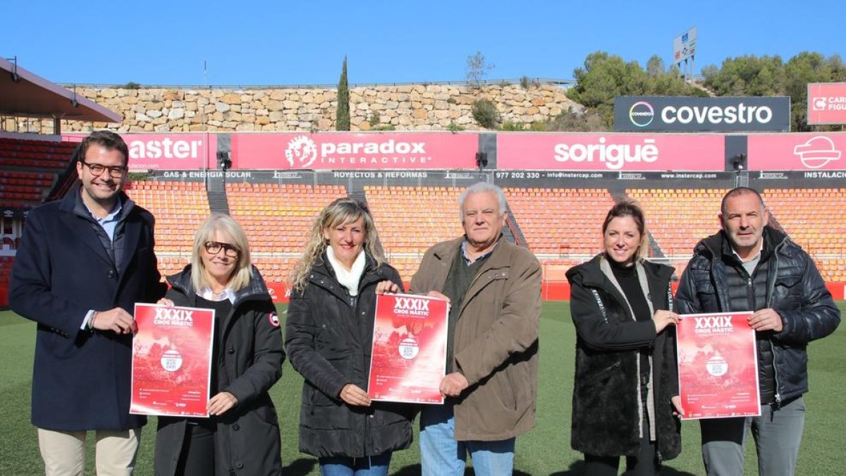 Los diferentes representantes del Nàstic, Ayuntamiento de Tarragona y el Consejo Deportivo del Tarragonès.