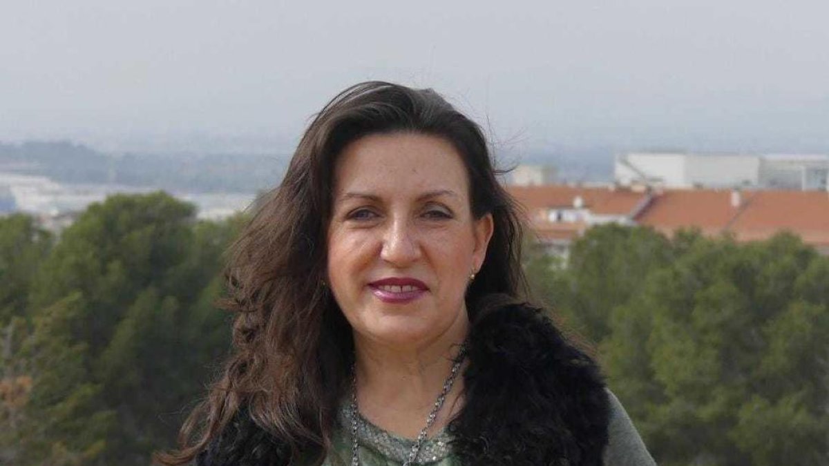 Buira ha estat professora adjunta del departament de Pedagogia de la Universitat Rovira i Virgili.