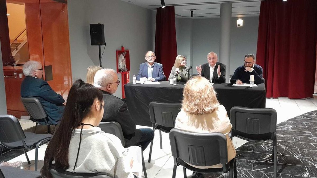 Presentación de la nueva sala Josep Laporte en el Teatro Fortuny