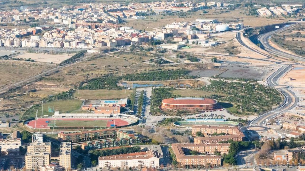 La futura ciutat esportiva del Club Gimnàstic s'ubicarà a l'Anella Mediterrània i tindrà tres camps de futbol de gespa artificial.