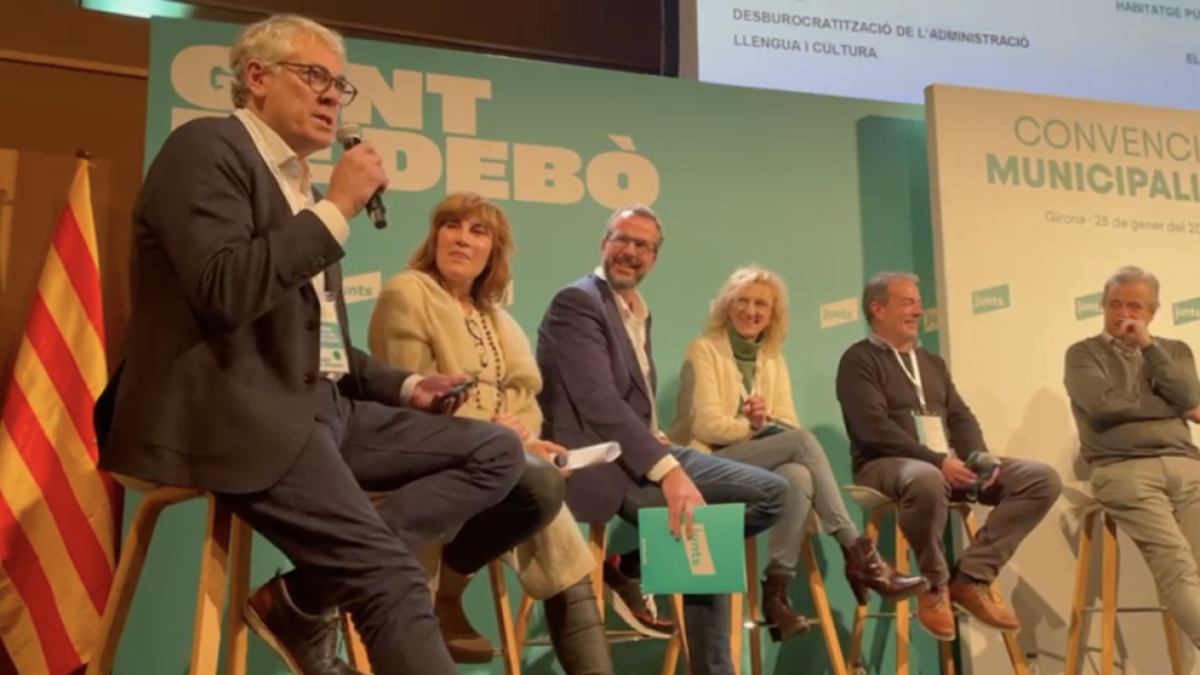 Jordi Sendra, candidat de Junts a l'alcaldia de Tarragona, durant la seva intervenció.